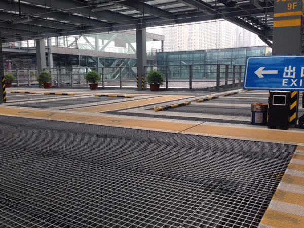 停車場(chǎng)鋼格板板案例